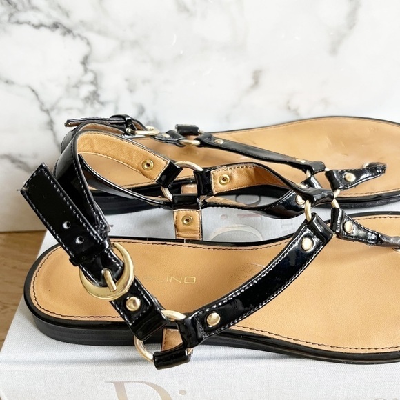 Bandolino Black and gold sandals from Nordstrom - Picture 2 of 13